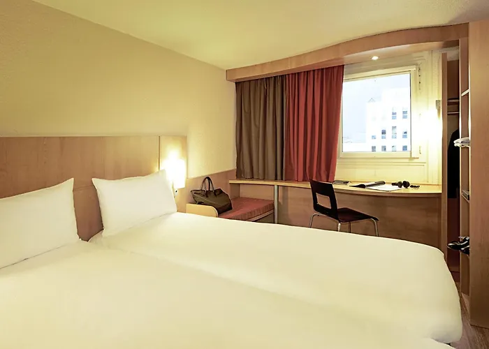 Ibis Centre